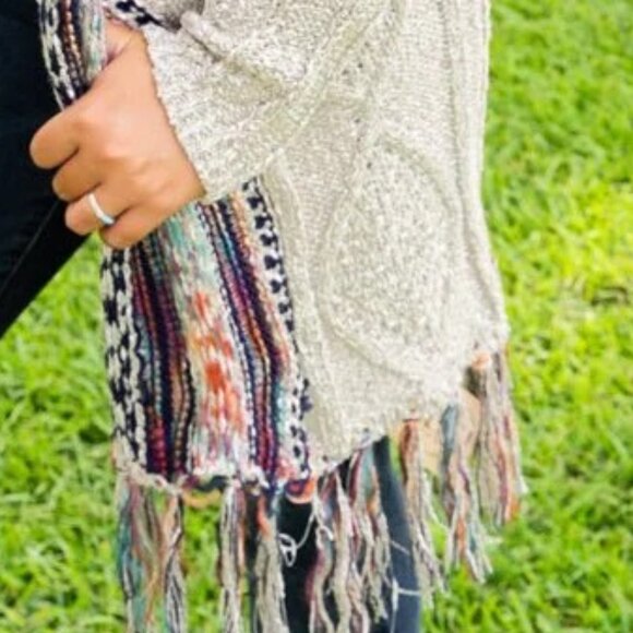 ❤️NWT BOUTIQUE MANTA ROTA KNOT CARDIGAN SWEATER - Picture 4 of 4